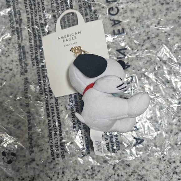 American eagle Snoopy Flower Bag Charm - Picture 4 of 7